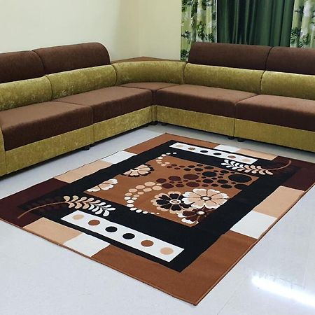 Tirupati Homestay - 2Bhk Ac Family Apartments Near Alipiri And Kapilatheertham - Walk To A2B Veg Restaurant - Wifi - Android Tv - Easy Access To Tirumala Экстерьер фото